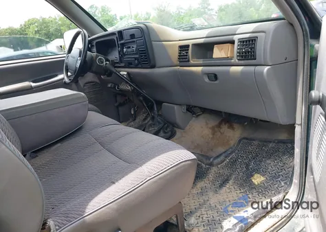 1994 Dodge Ram 2500 z USA, uszkodzony, nr VIN 1B7KF26Z2RS666299